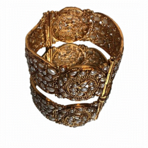 INDIAN Jewelry “City Gold” Cuff With Faux-pearls